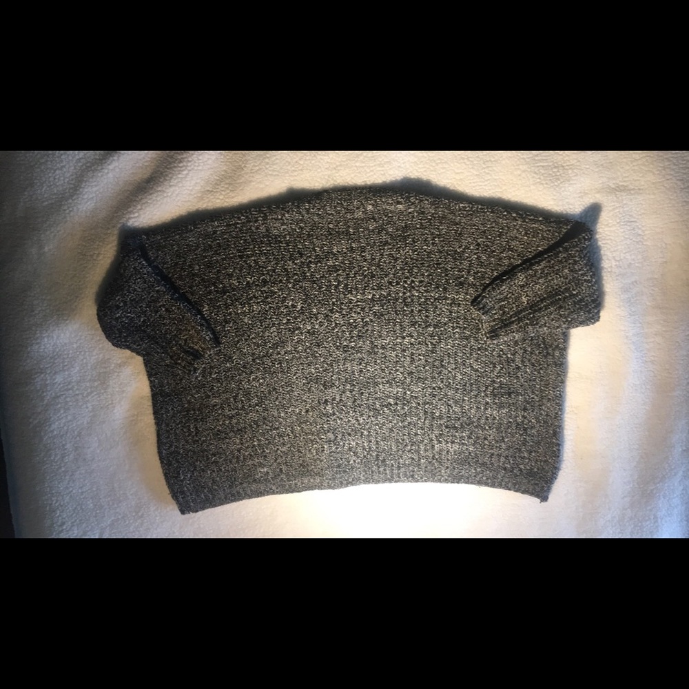 chunky knit v neck sweater - Picture 3 of 3